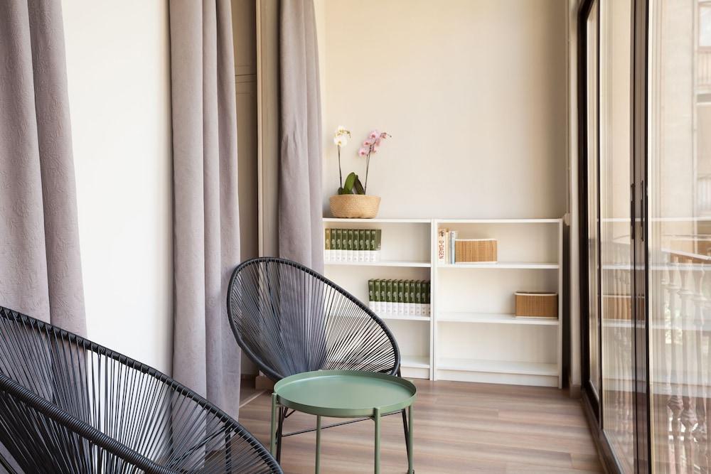 바르셀로나 Easy Sleep Gaudi Terrace 아파트 외부 사진