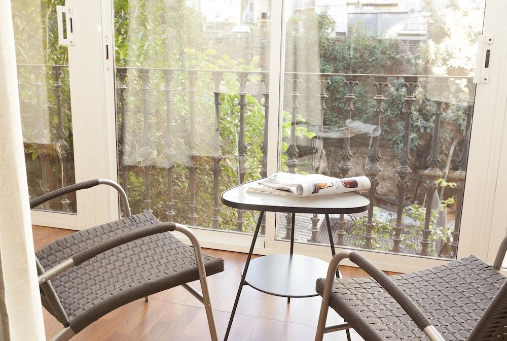 바르셀로나 Easy Sleep Gaudi Terrace 아파트 외부 사진